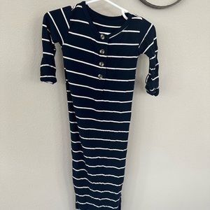 EUC NEWBORN KNOTTED GOWN